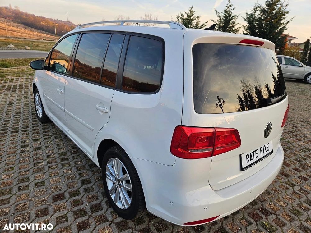 Volkswagen Touran 1.6 TDI DPF BlueMotion Technology STYLE - 4