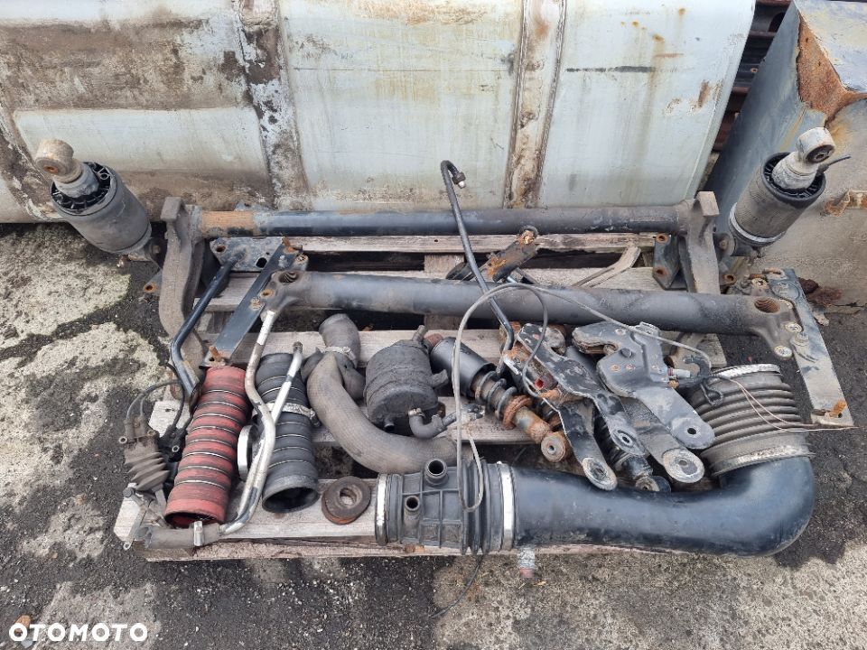 Belka zawieszenie kabiny Man TGA - 2