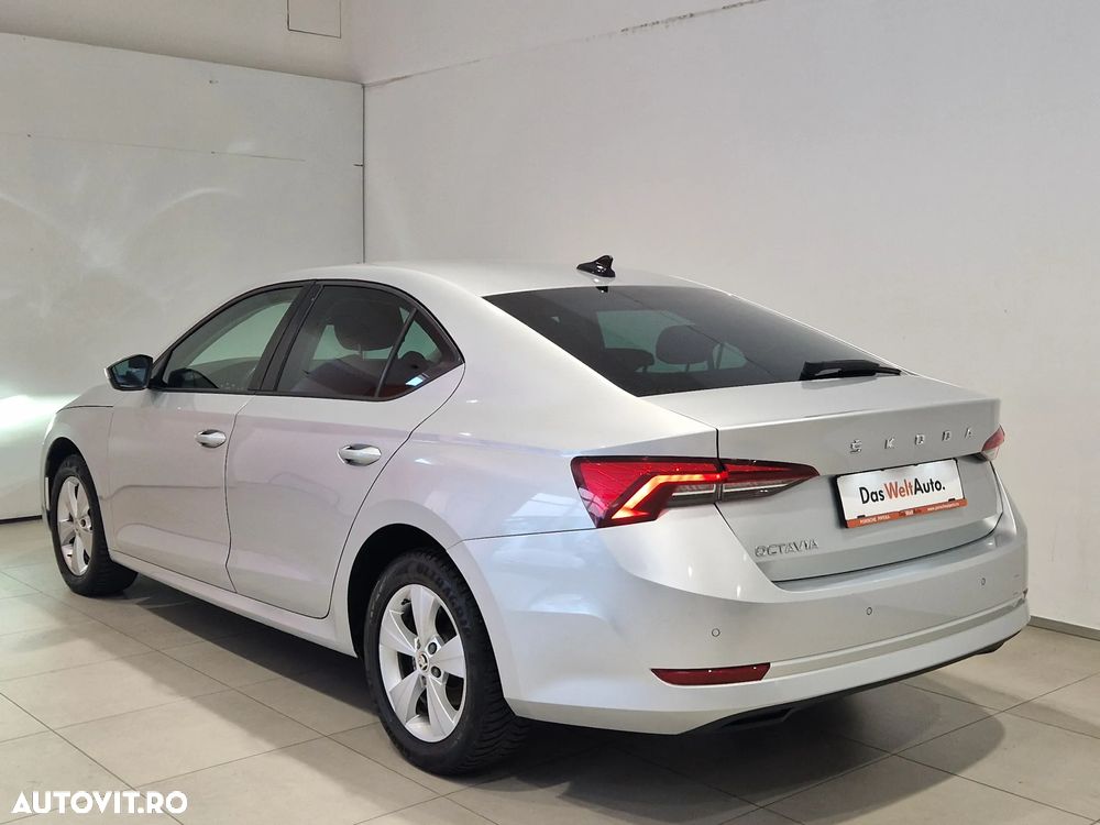 Skoda Octavia - 3