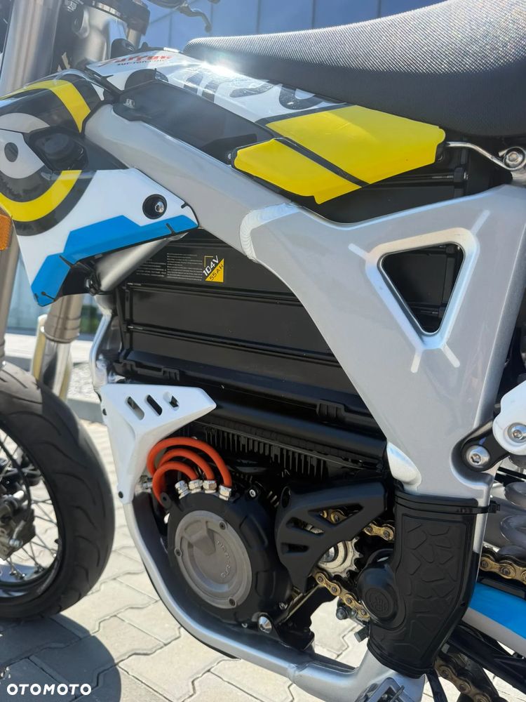 Surron Storm Bee - 10