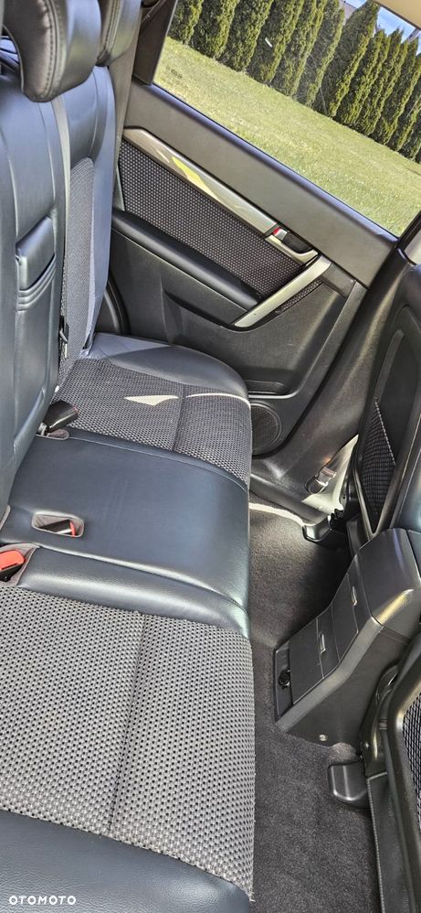 Chevrolet Captiva 2.0 2WD 7 Sitzer LS Family Edition - 29