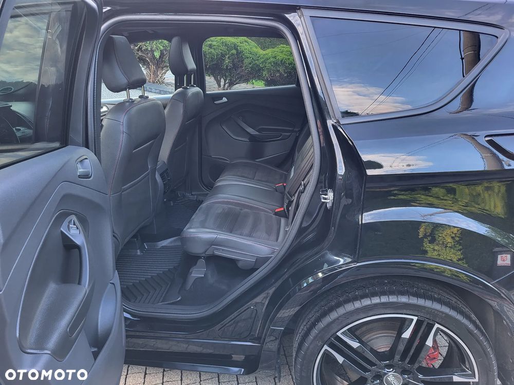 Ford Kuga 1.5 EcoBoost 4x4 ST-Line - 14
