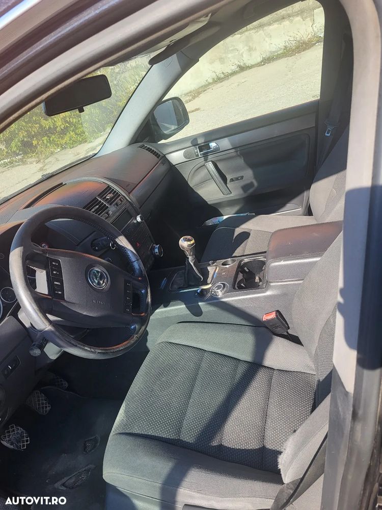 Volkswagen Touareg - 6