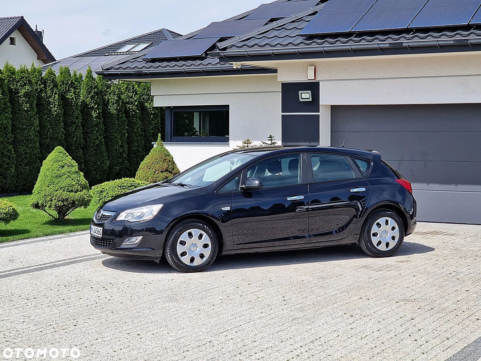 Opel Astra 1.4 150 Jahre - 1
