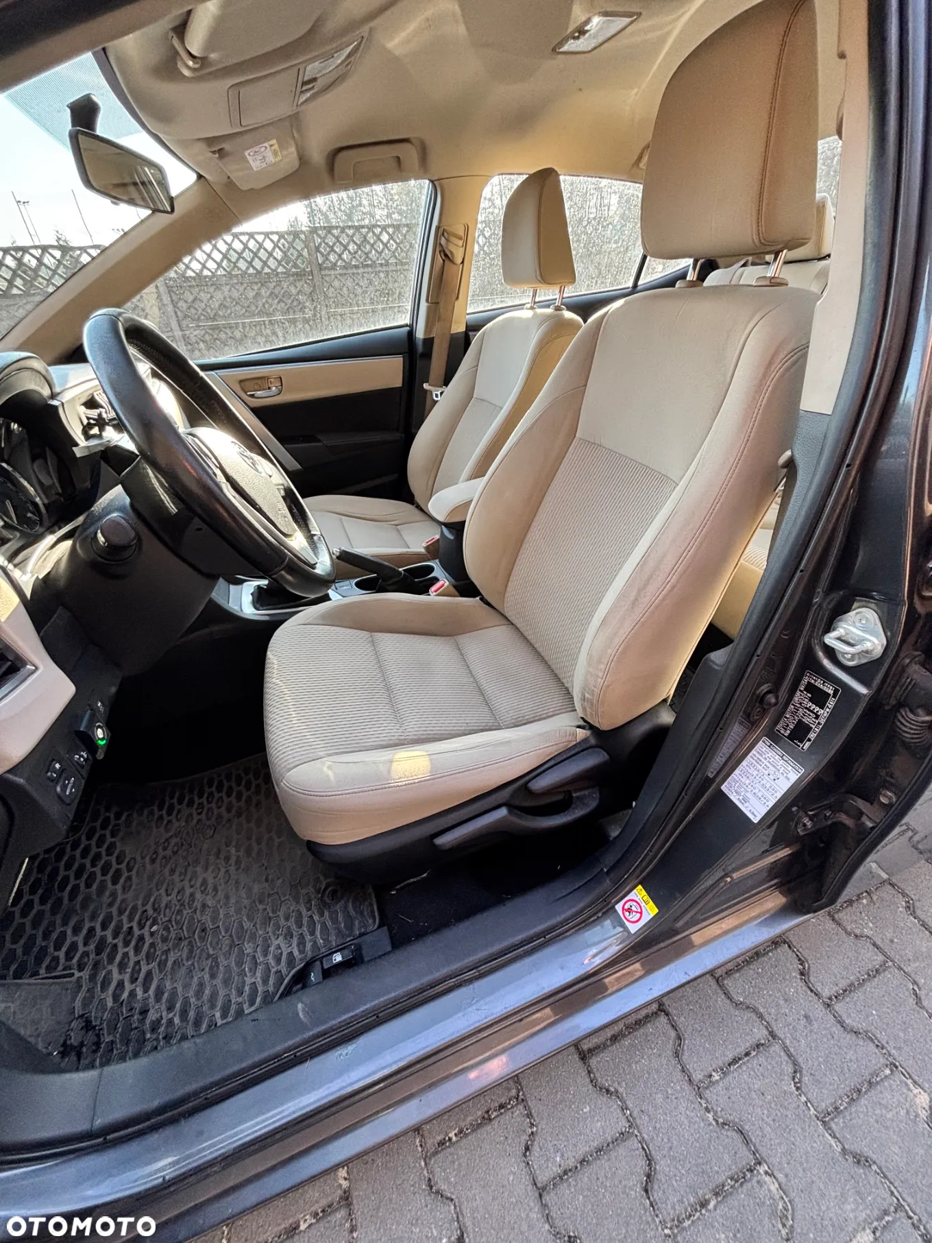 Toyota Corolla 1.6 Premium - 8
