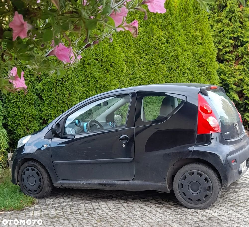 Peugeot 107 2008 photo 5