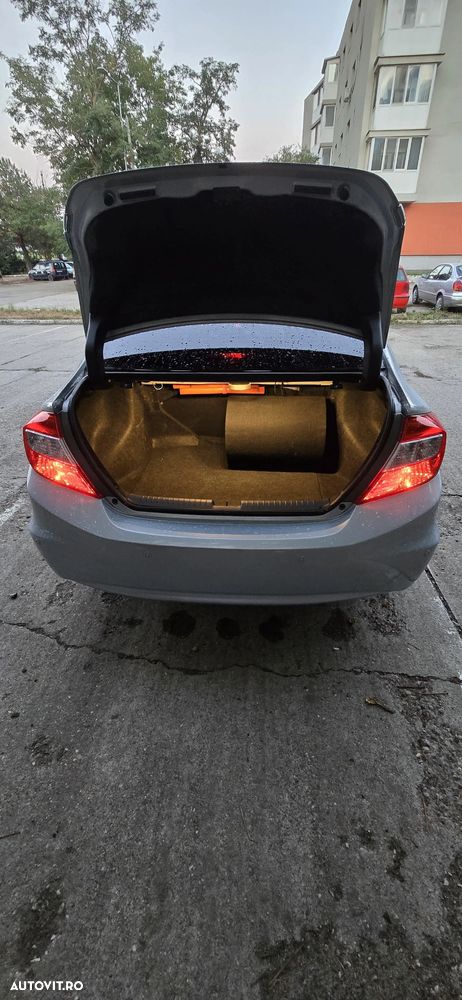 Honda Civic - 12