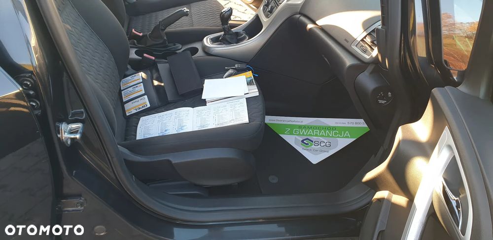 Opel Astra 1.6 Active - 23