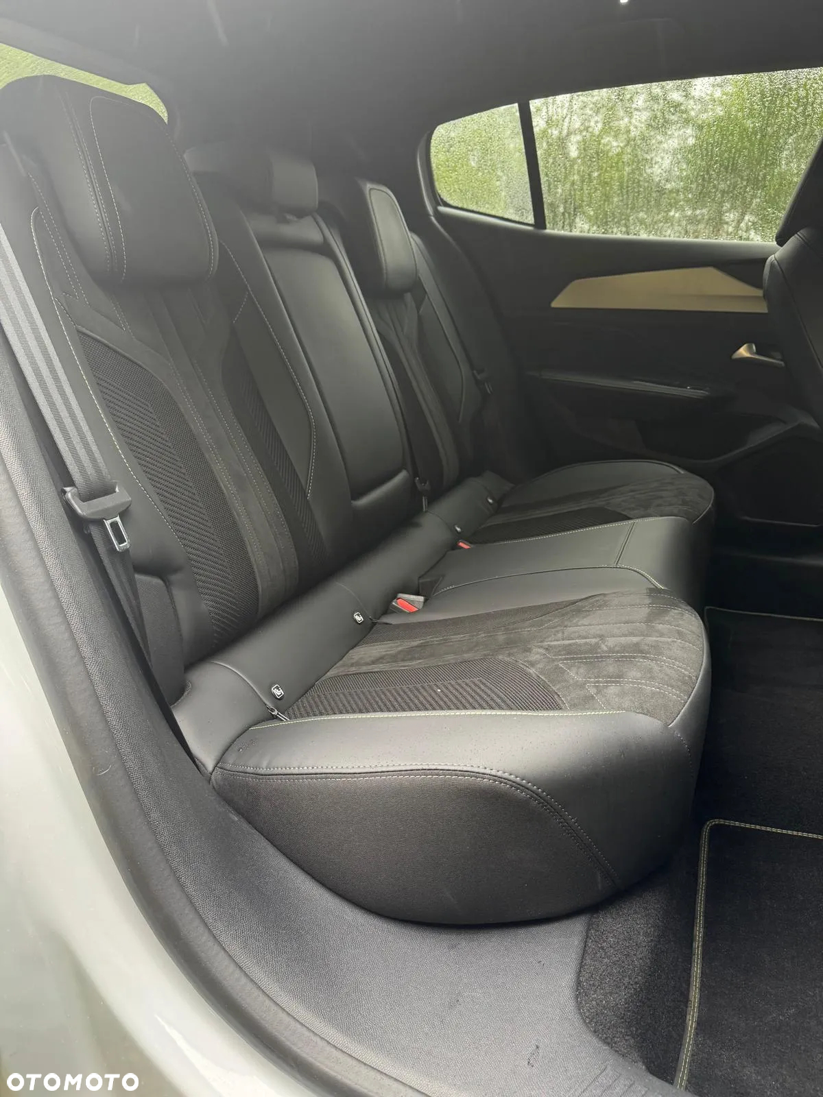 Peugeot 408 1.2 PureTech GT S&S EAT8 - 8