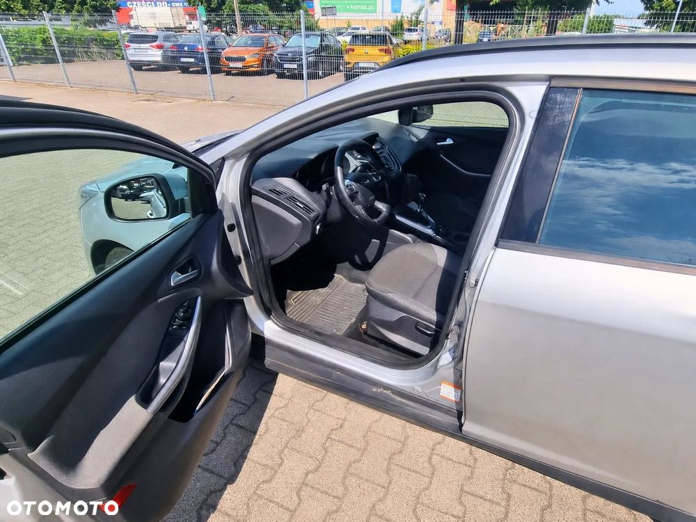 Ford Focus 1.6 TDCi Ambiente - 5
