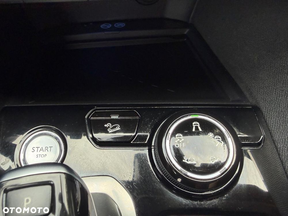 Peugeot 3008 BlueHDi 180 Stop & Start EAT8 GT - 25