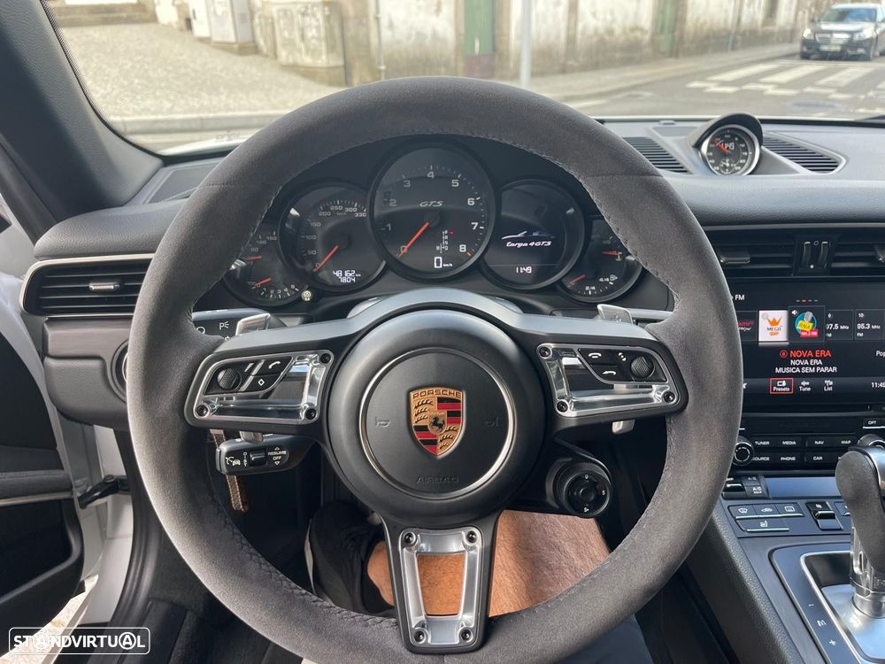 Porsche 911 (991) Targa 4 GTS PDK - 20