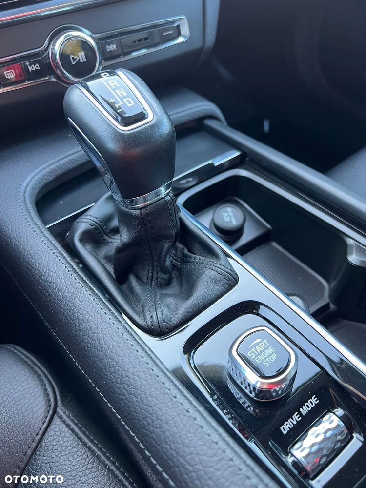 Volvo S90 T5 Momentum - 32
