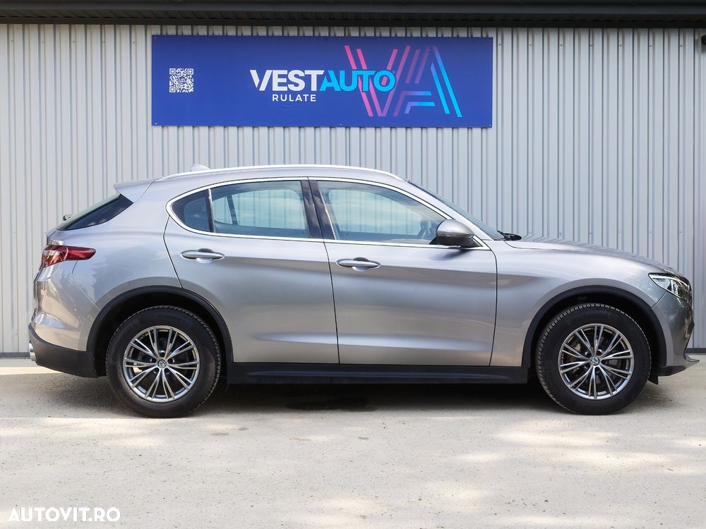 Alfa Romeo Stelvio 2.2 16V AT8-Q4 Executive - 12