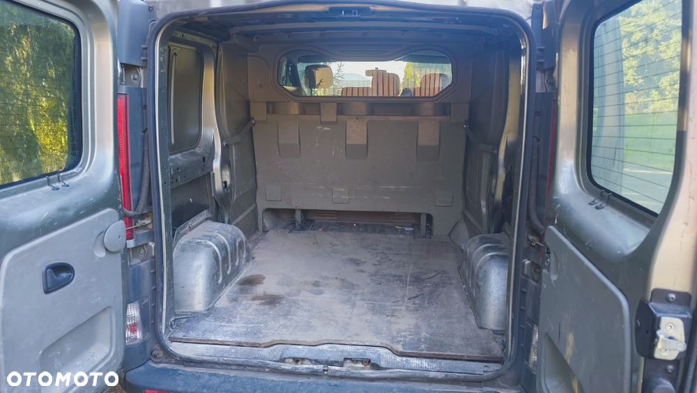 Opel Vivaro - 9