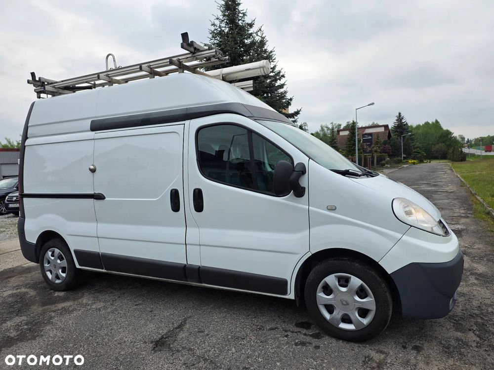 Renault Trafic - 15