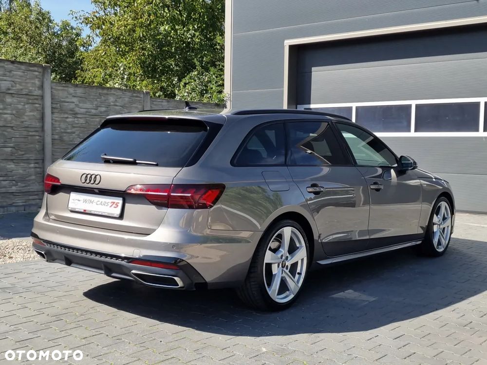 Audi A4 Avant 2022