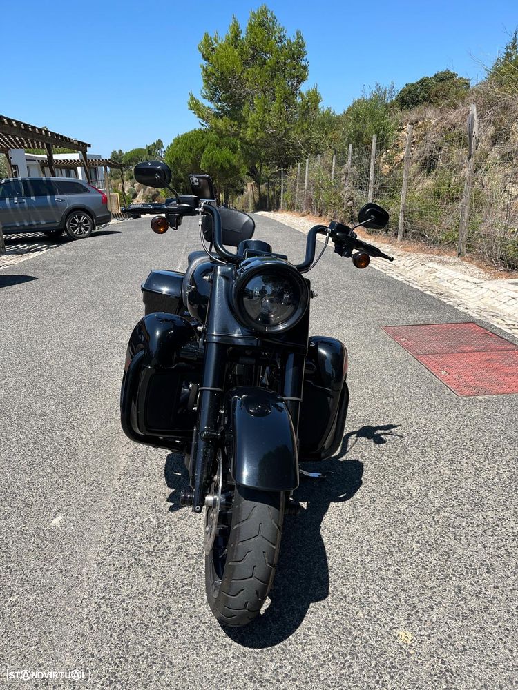 Harley-Davidson FLHR Road King Special - 16