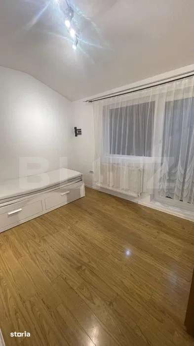 Apartament 3 camere de vanzare, decomandat, terasa ,zona centrala, Apa — fotografia 1