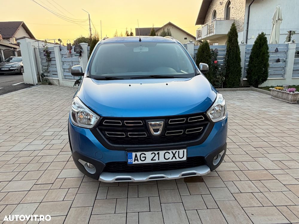 Dacia Lodgy dCi 110 Stepway Celebration - 2