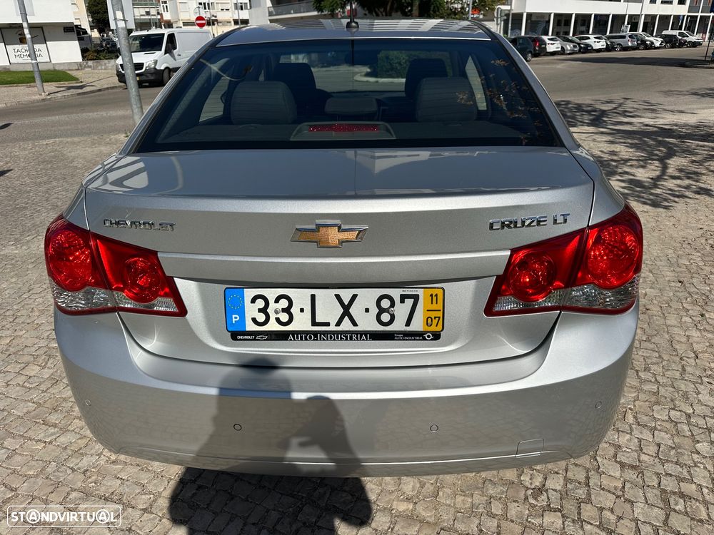 Chevrolet Cruze 2.0 VCDi LT - 10