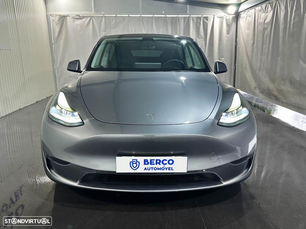 Tesla Model Y Performance Dual Motor AWD - 2