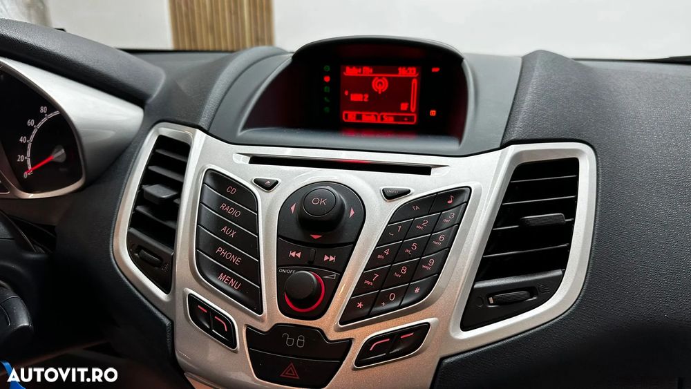 Ford Fiesta 1.6 TDCI Titanium - 14