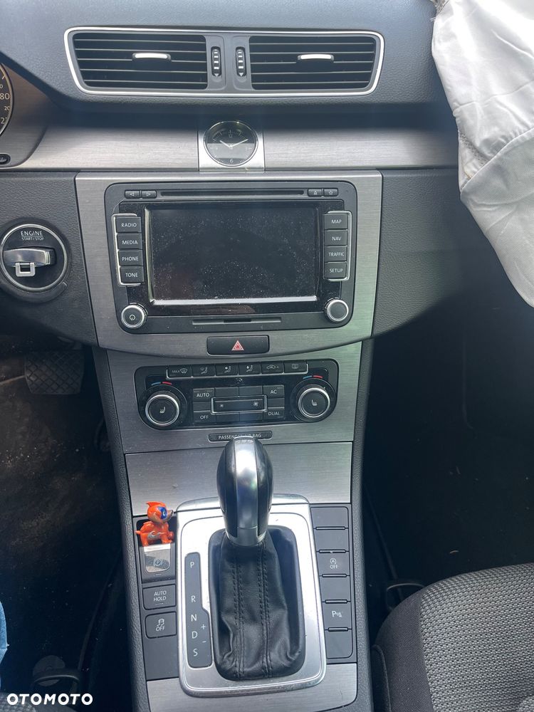 Volkswagen Passat 2.0 TDI DPF Comfortline DSG - 10