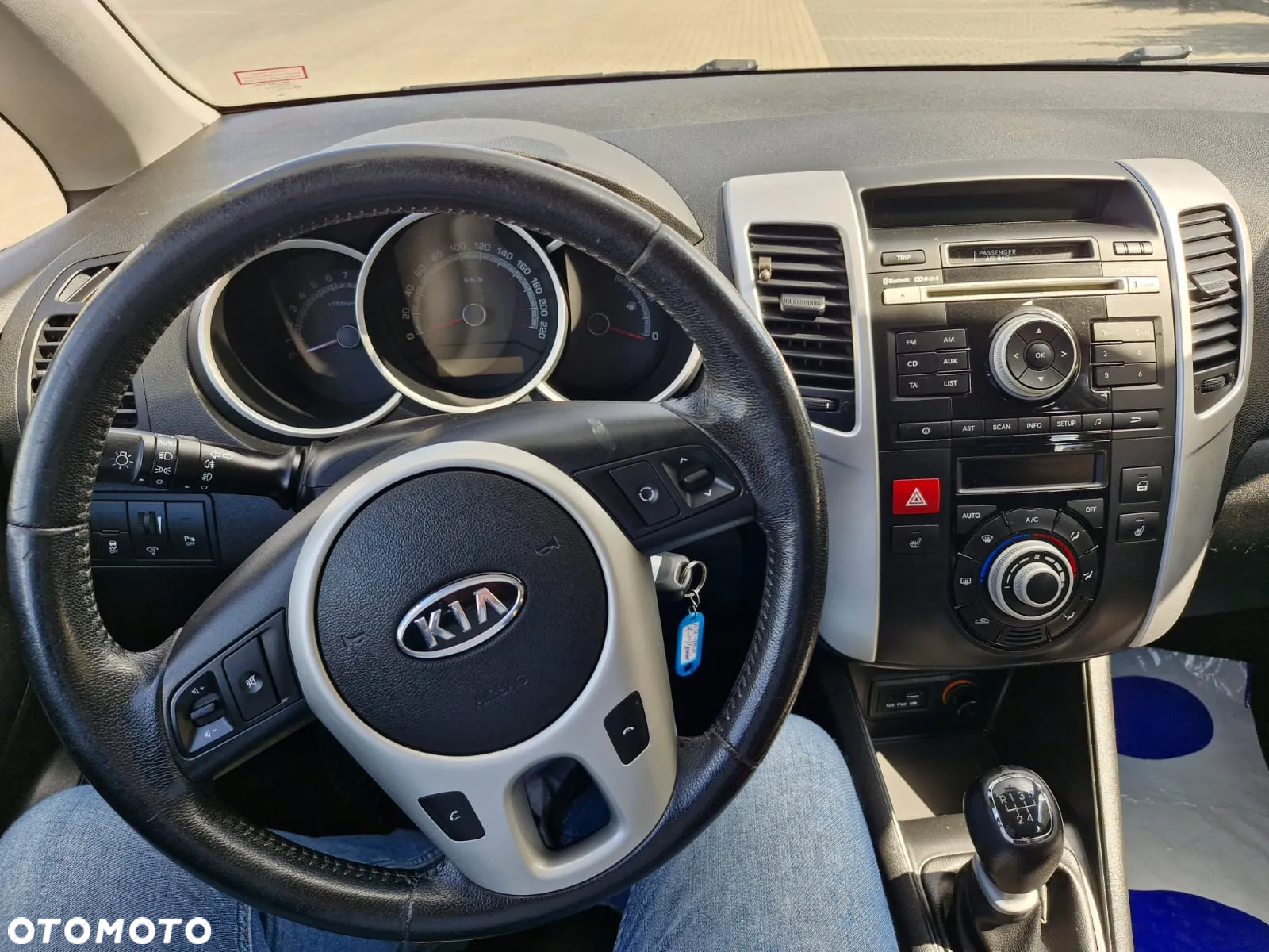 Hyundai ix20 1.4 blue Comfort - 10