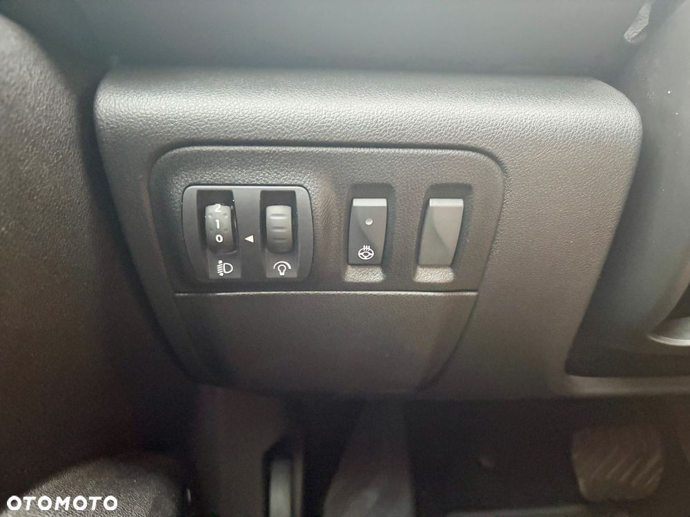 Renault Megane ENERGY TCe 140 EDC LIMITED - 14