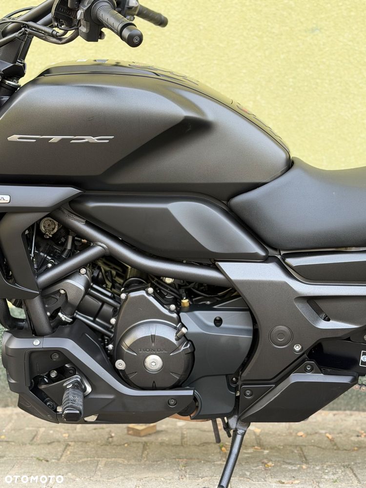 Honda CTX - 26