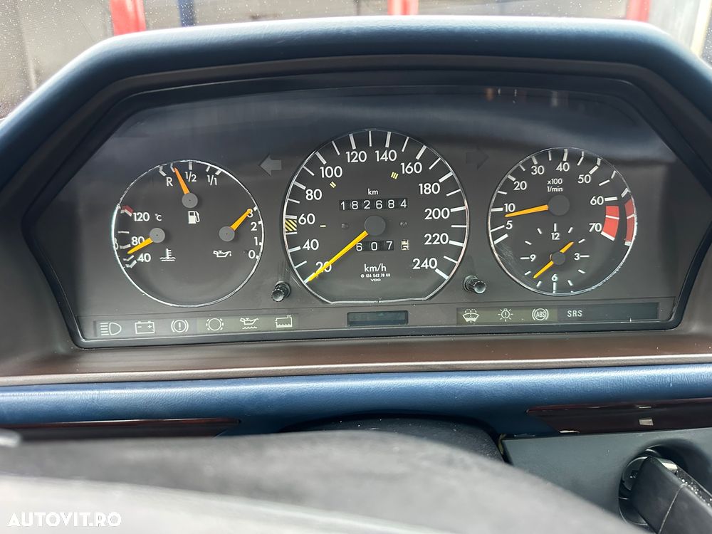 Mercedes-Benz W124 - 16