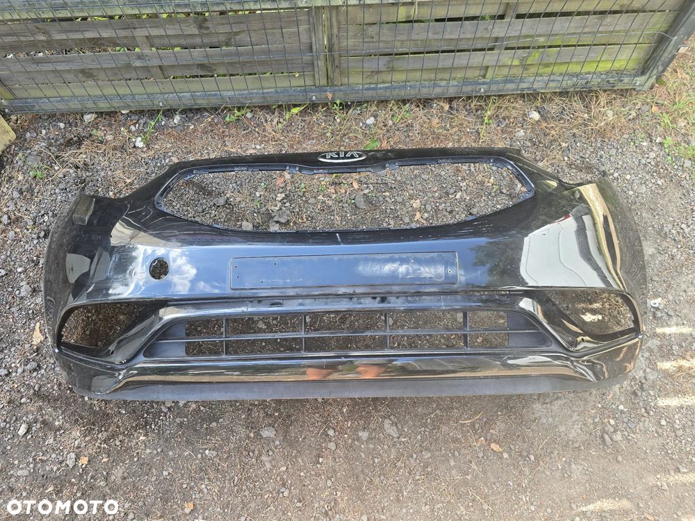 Kia venga II zderzak przód ładny oryginał - 1