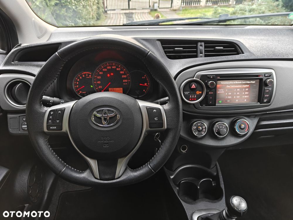 Toyota Yaris - 31
