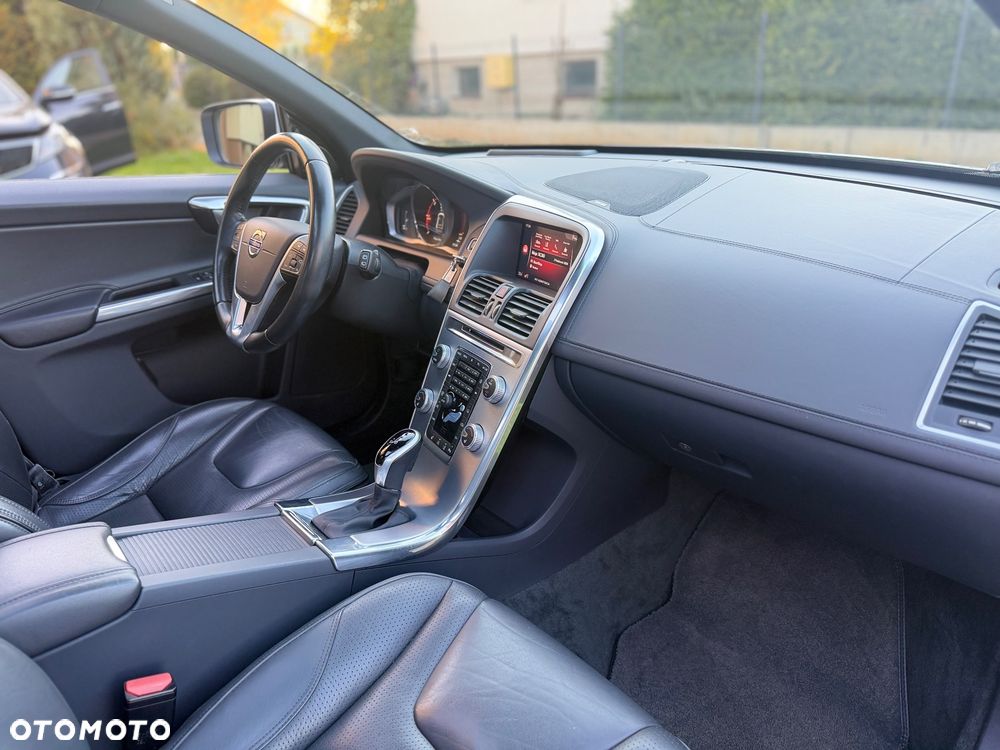Volvo XC 60 D4 Inscription - 27