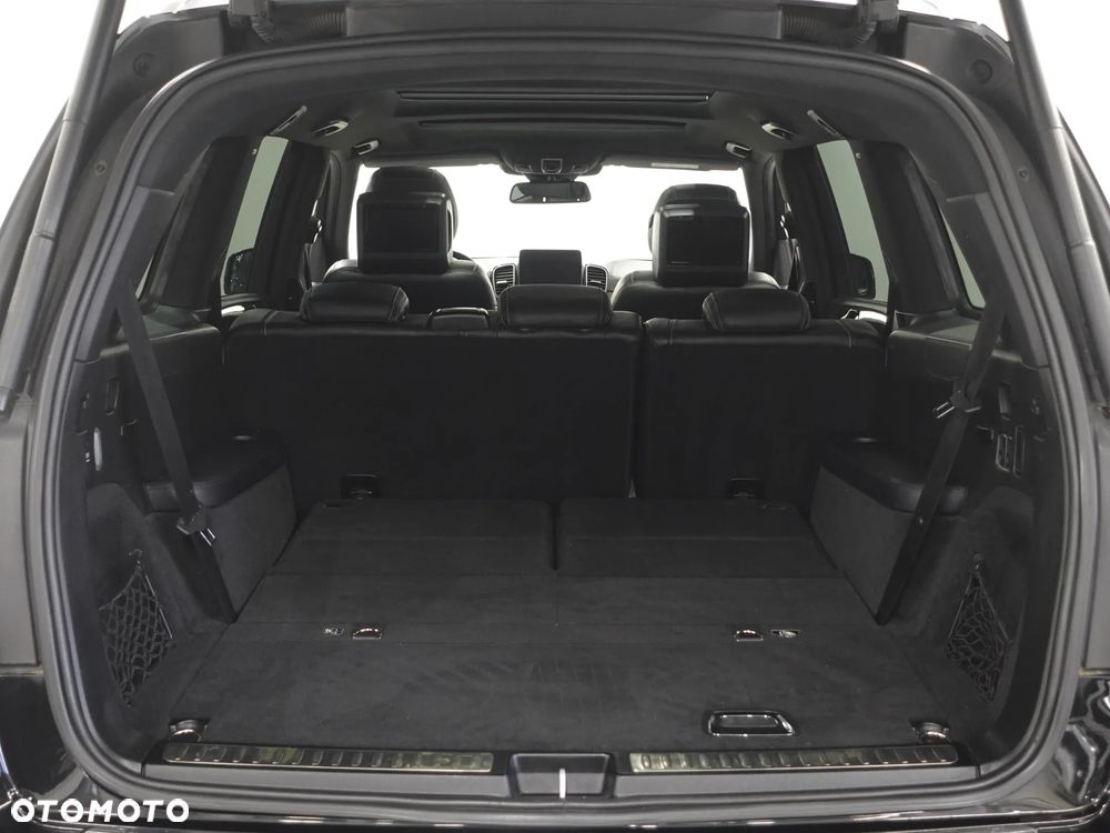 Mercedes-Benz GLS 350 d 4Matic 9G-TRONIC AMG Line - 22