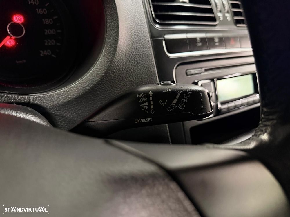 VW Polo 1.2 Confortline - 24