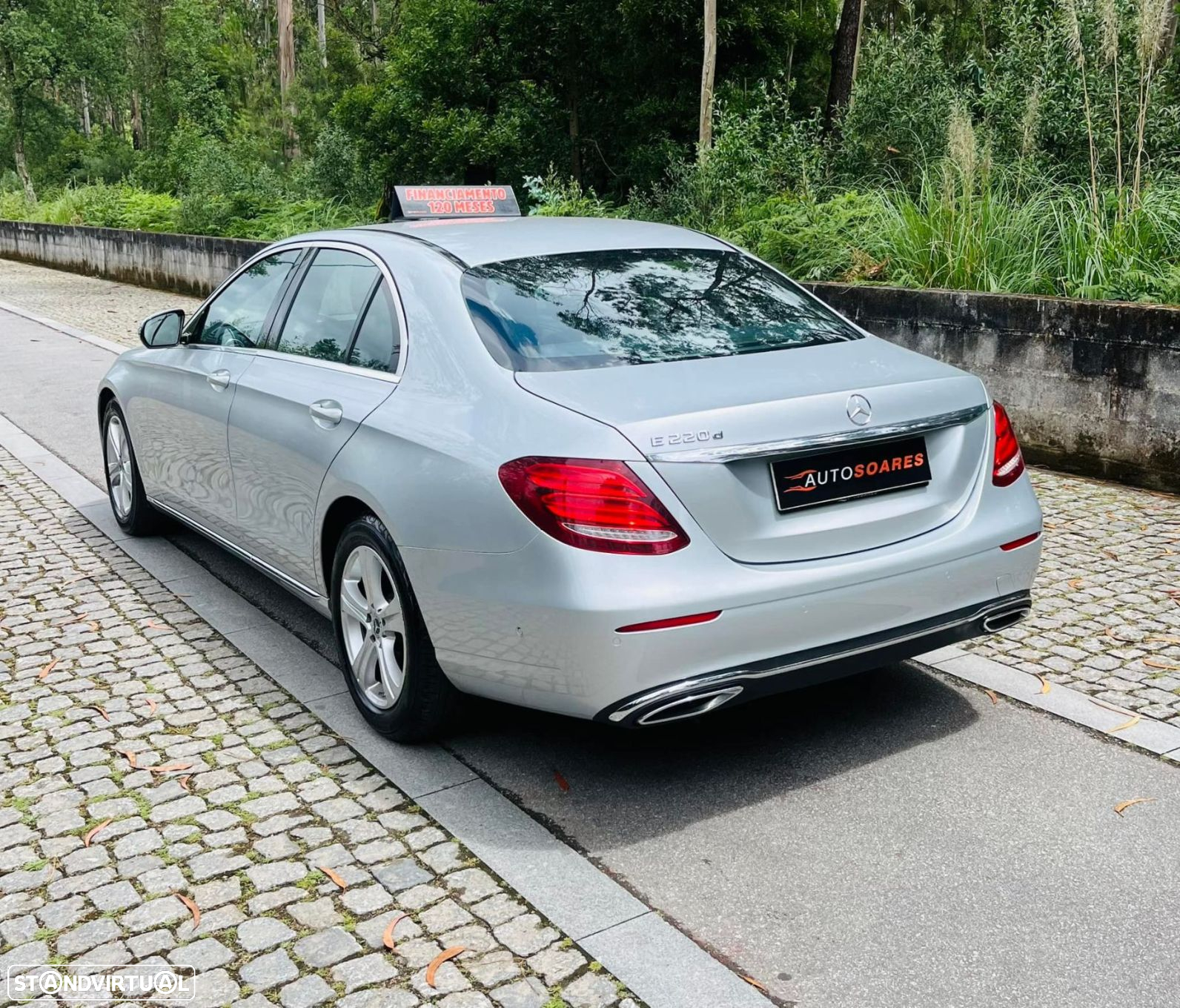Mercedes-Benz E 220 - 5