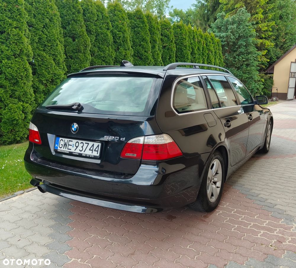 BMW Seria 5 520d - 4