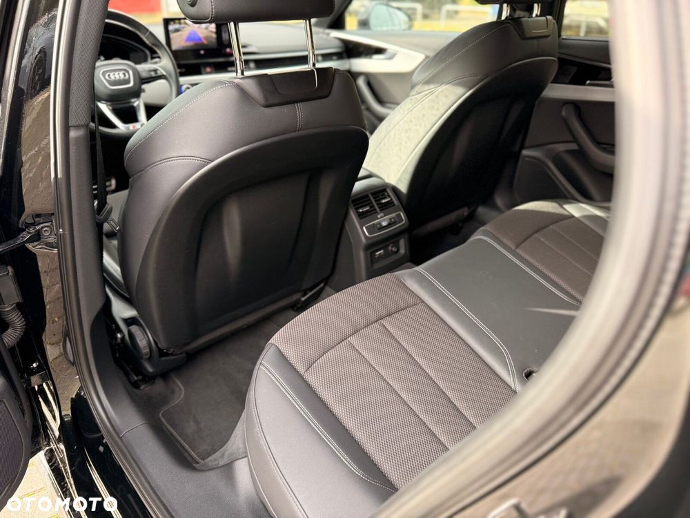 Audi A4 - 24