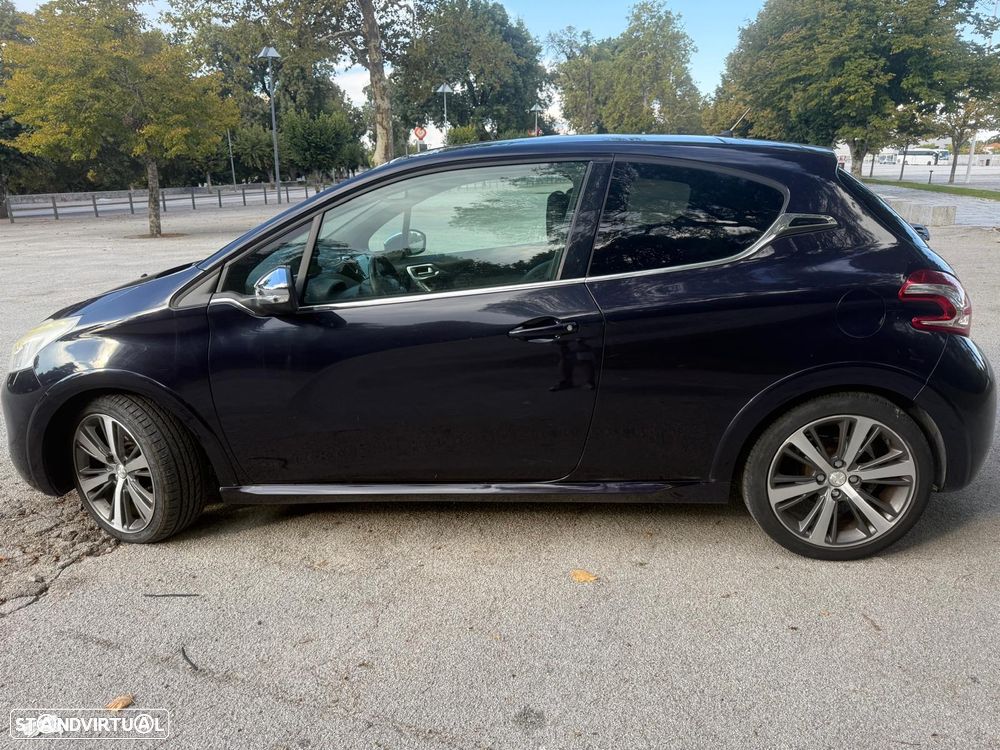 Peugeot 208 - 9