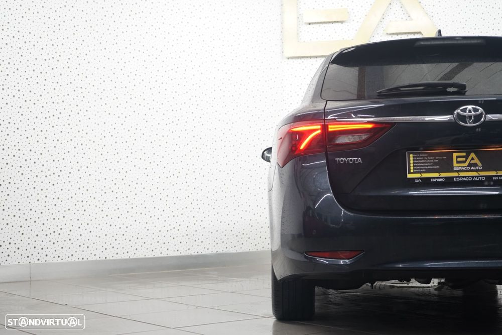 Toyota Avensis Touring Sports 2.0 D-4D Exclusive - 7