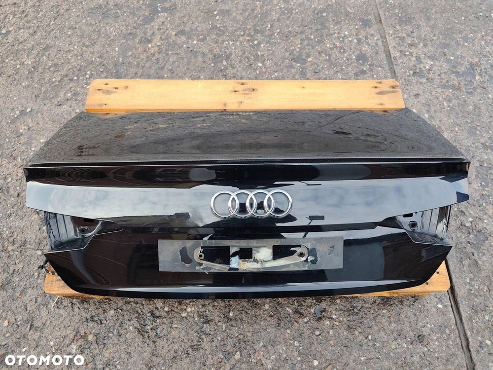 AUDI A4 B9 SEDAN TYLNA KLAPA BAGAŻNIKA LY9B - 1
