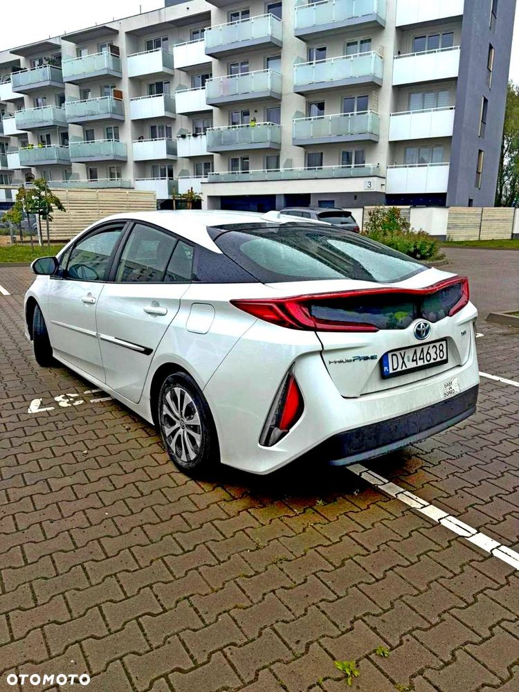 Toyota Prius - 8