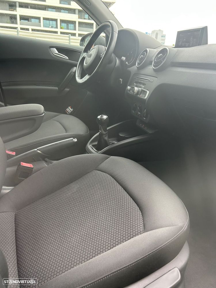 Audi A1 Sportback 1.4 TDI Design - 16