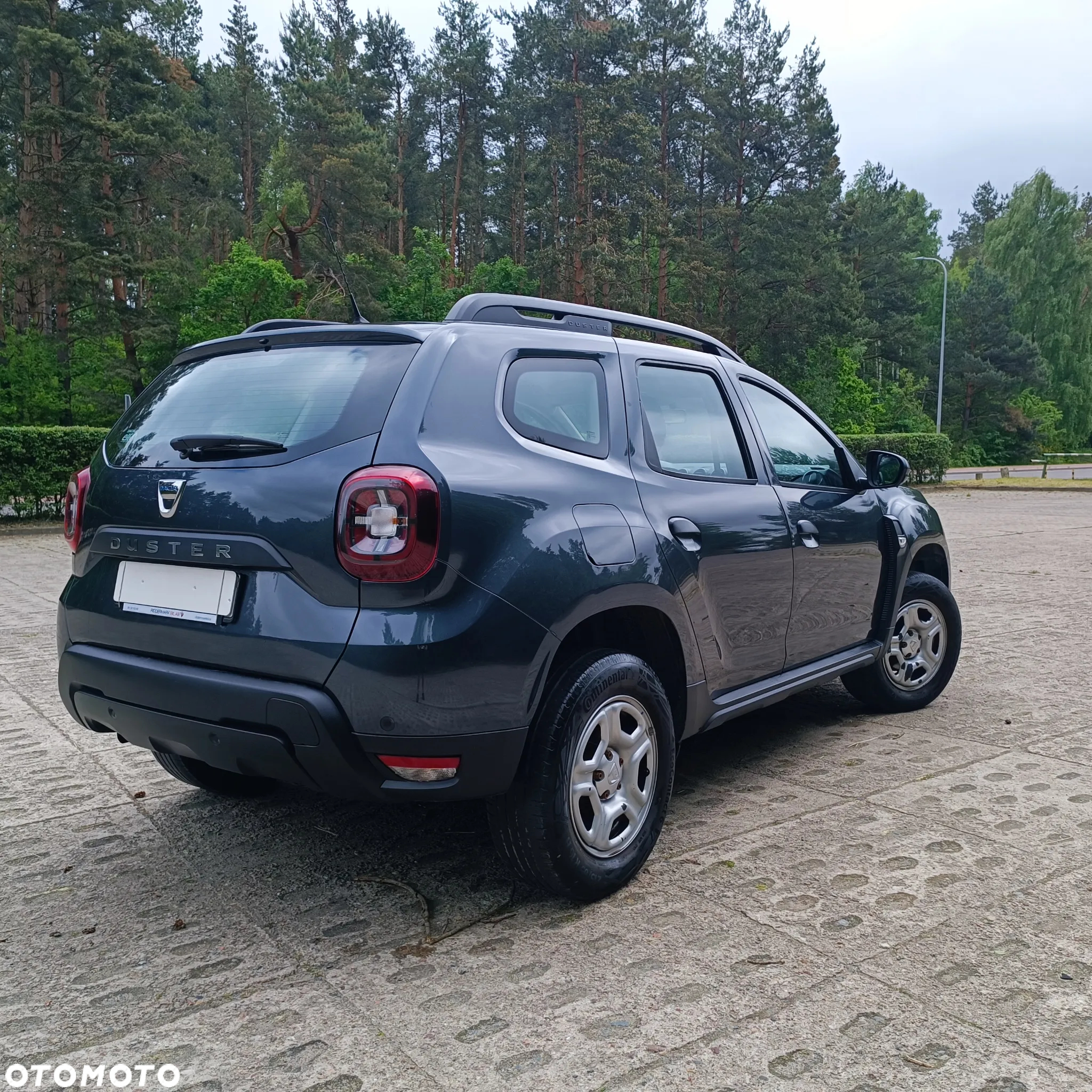 Dacia Duster TCe 100 2WD Celebration - 9