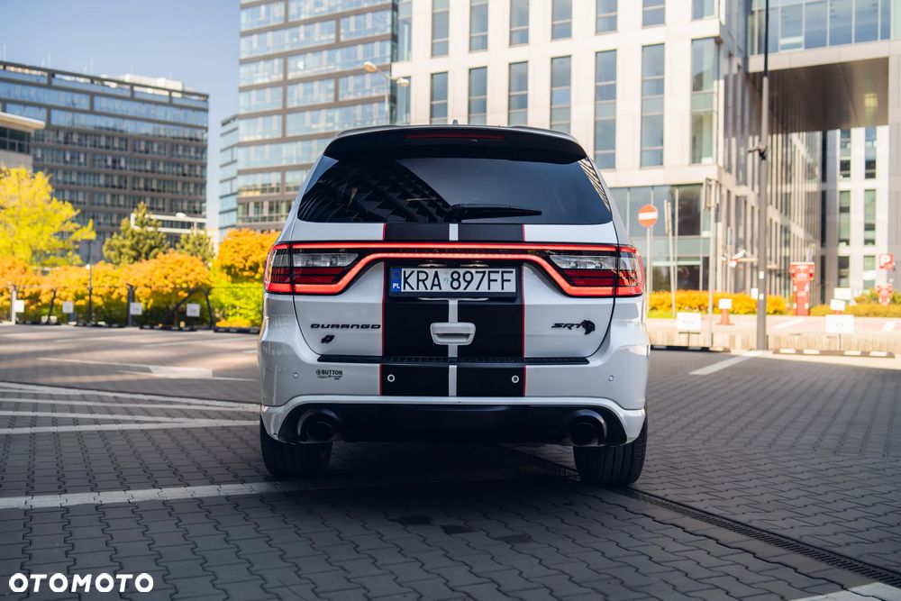 Dodge Durango 6.4 SRT - 22