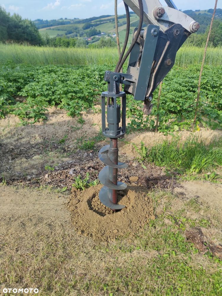 Takeuchi TB228 - 11