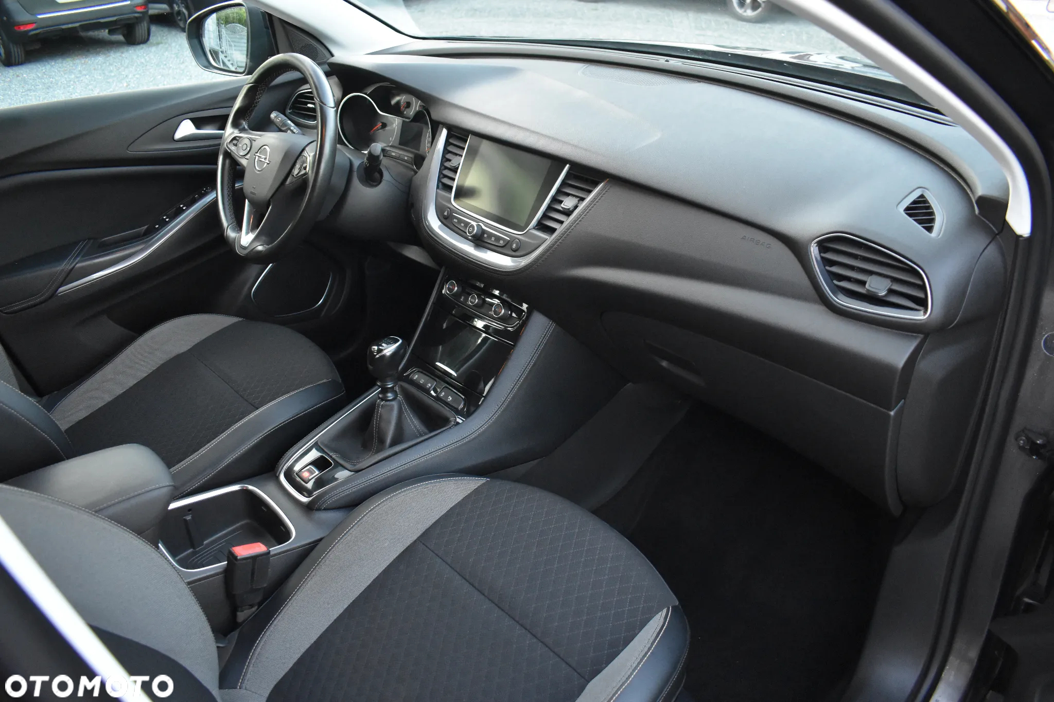 Opel Grandland X 1.6 D Start/Stop INNOVATION - 34