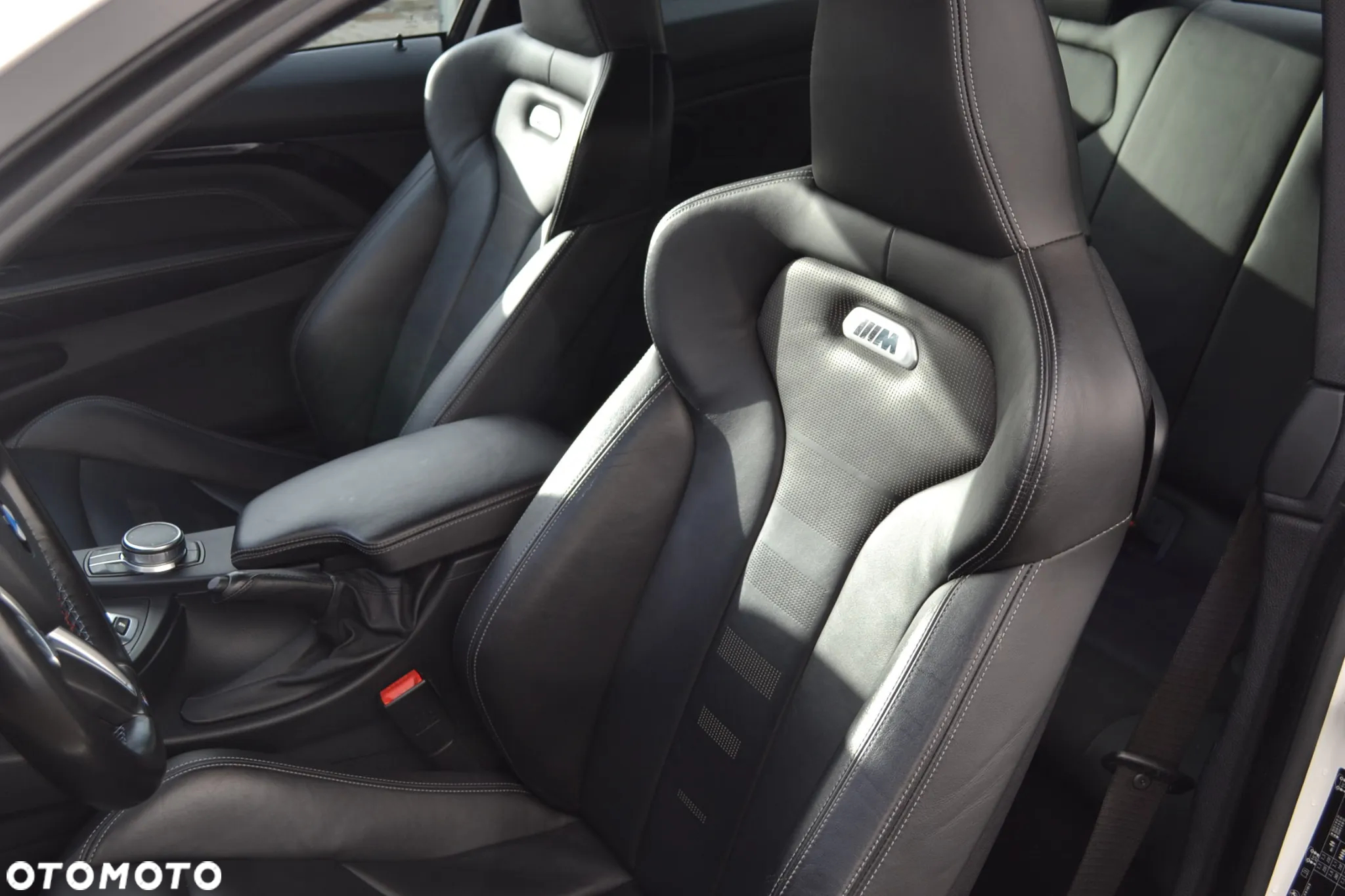 BMW M4 DKG - 7